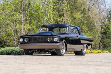 1864-Ford-Fairline-Restomod-Auction-21_result.webp