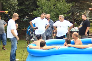 Felvétel Dokival és Guruval, valamint nepperrel. Fullextrás adás lett