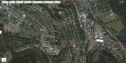 Johanngeorgenstadt a Google térképén, jelölve a bánya miatt
elbontott rész