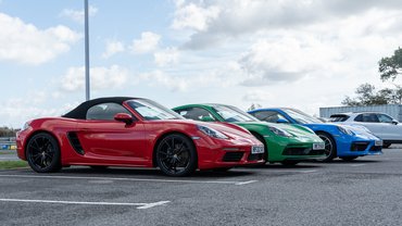 Egy sportautónak szín kell, a Porschénál lehet is választani