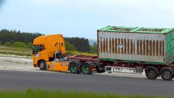 VolvoTruck.gif