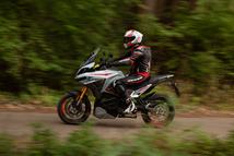 Az Energica Xperia crossover felépítése passzol az elektromos hajtáshoz