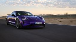 1 Taycan Turbo GT with WP Driving