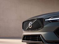 340824 Refreshed Volvo XC60 exterior