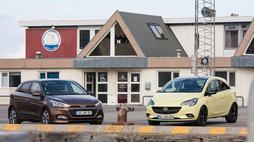 Egész ügyesen frissítették a Corsát, de a Hyundai pofáján érezni, hogy az az igazán új design