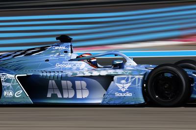 LE CASTELLET, FRANCE - APRIL 21: James Rossiter of Great Britain driving the GEN4 Formula E car on track during the Formula E GEN4 Launch at Circuit Paul Ricard on April 21, 2026 in Le Castellet, France. (Photo by Simon Galloway/LAT Images)