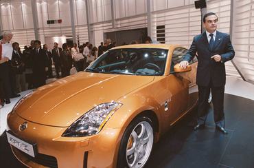 L'homme d'affaires Carlos Ghosn lors du Mondial de l'Automobile de Paris dans les années 2000. (Photo by Frederic PITCHAL/Gamma-Rapho via Getty Images)