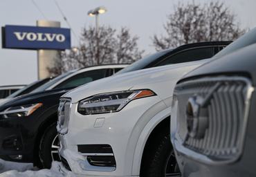 EDMONTON, CANADA - FEBRUARY 02: 
Volvo vehicles seen outside a Volvo dealership in Edmonton, AB, Canada, on February 02, 2025.
In response to U.S. tariffs on Canadian imports and oil, Prime Minister Justin Trudeau announced retaliatory countermeasures on American goods. (Photo by Artur Widak/NurPhoto via Getty Images)