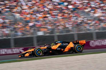 Lando Norris of the UK drives the McLaren Mastercard F1 Team MCL40 Mercedes during the Formula 1 Qatar Airways Australian Grand Prix 2026 in Melbourne, Australia, on March 8, 2026. (Photo by Alessio Morgese/NurPhoto via Getty Images)