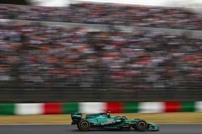 SUZUKA, JAPAN - MARCH 29: Fernando Alonso of Spain driving the (14) Aston Martin F1 Team AMR26 Honda on track during the F1 Grand Prix of Japan at Suzuka Circuit on March 29, 2026 in Suzuka, Japan. (Photo by Rudy Carezzevoli/Getty Images)