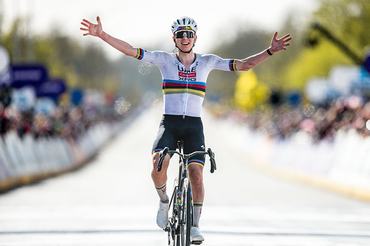 OUDENAARDE, BELGIUM - APRIL 05: Tadej Pogacar of Slovenia and UAE Team Emirates - XRG celebrates at finish line as race winner during the 110th Tour of Flanders - Ronde van Vlaanderen 2026 - Men's Elite a 278.6km one day race from Antwerp to Oudenaarde on April 05, 2026 in Oudenaarde, Belgium. (Photo by Billy Ceusters/Getty Images)