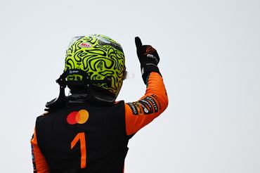 MIAMI, FLORIDA - MAY 02: Sprint winner Lando Norris of Great Britain and McLaren celebrates during the Sprint ahead of the F1 Grand Prix of Miami at Miami International Autodrome on May 02, 2026 in Miami, Florida. (Photo by Guido De Bortoli/LAT Images)