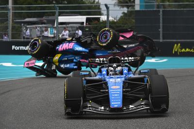 MIAMI, FLORIDA - MAY 03: Alexander Albon of Thailand driving the (23) Williams FW48 Mercedes leads as Pierre Gasly of France driving the (10) Alpine F1 A526 Mercedes crashes during the F1 Grand Prix of Miami at Miami International Autodrome on May 03, 2026 in Miami, Florida. (Photo by Rudy Carezzevoli/Getty Images)