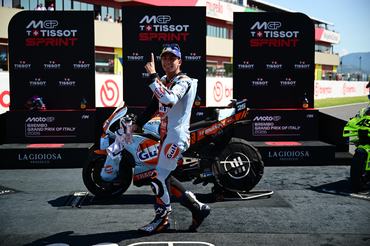 Raul Fernandez of Trackhouse MotoGP Team celebrates during the sprint race of the MotoGP Italian GP at Mugello Circuit in San Piero a Sieve, Italy, on May 30, 2026. (Photo by Andrea Diodato/NurPhoto via Getty Images)