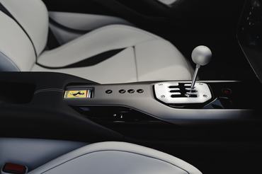 JH-Ferrari167GH--17_result.jpg