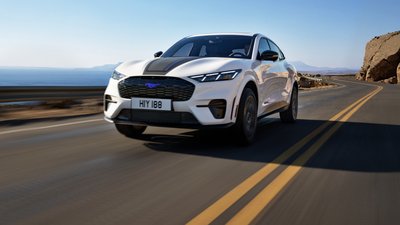 LICENSE EXPIRES: In perp - LICENSE BY: Neil Mayes LICENSE SCOPE: A - Earned editorial, press releases, press kits. C - All non-broadcast digital and online media, plus Retail and POS (showrooms, events etc). REGION: Global COPYRIGHT AND IMAGE RIGHTS: This content is solely for editorial use and for providing individual users with information. Any storage in databases, or any distribution to third parties within the scope of commercial use, or for commercial use is permitted with written consent from Ford of Europe only.