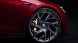 Tesla-Model-SX-Last-Run-Signature-wheels
