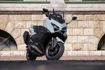 Yamaha_Tmax_Tech_Max-25.jpg