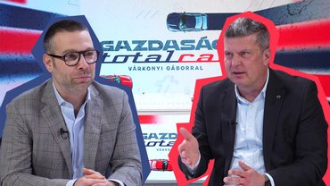 Várkonyi Gábor és Együd Tibor a Gazdasági Totalcar podcastben.