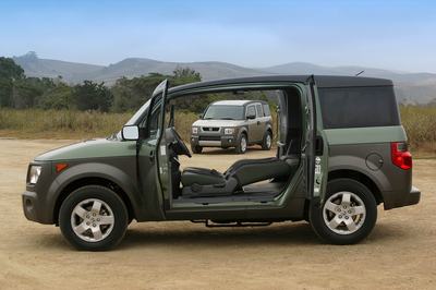 2003 Honda Element.