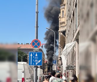 imgonline-com-ua-FrameBlurred-AfNxzneSDrx