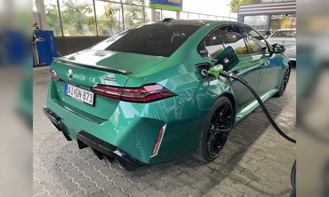 imgonline-com-ua-FrameBlurred-rjRMWgUti0Z