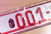 piros-sportrendszám-mnasz