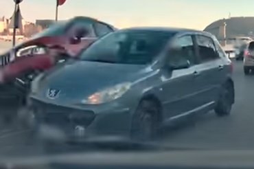 rakpart-baleset-bpiautósok