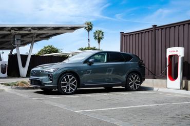 volvo-cars-tesla-supercharger-2026-1-1400x933